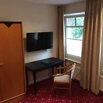 Witte-koenig 4*