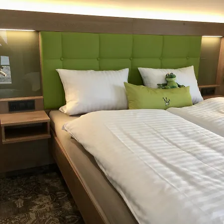 Witte-koenig 4*